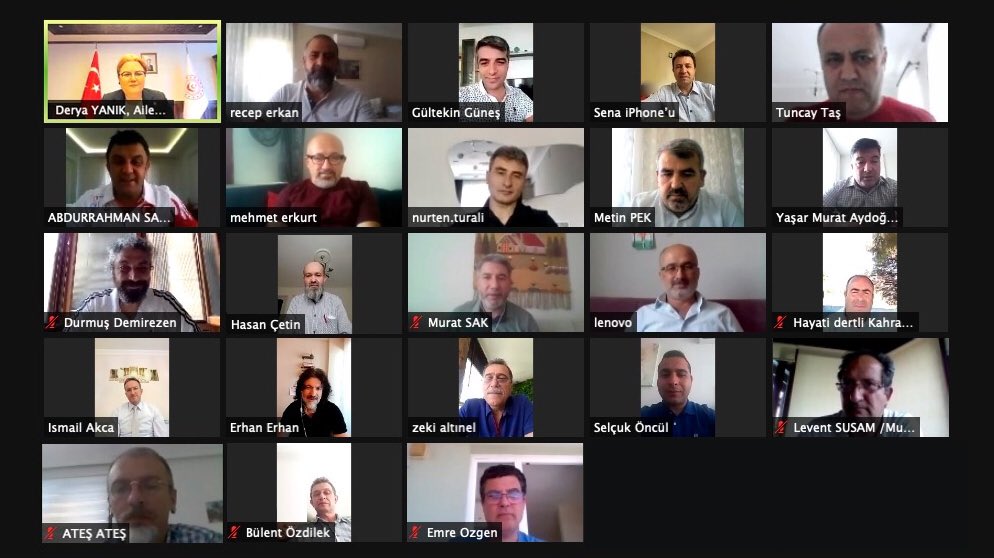 Aile ve Sosyal Hizmetler Bakanımız Derya Yanık, koruyucu babaların Babalar Günü'nü kutladı