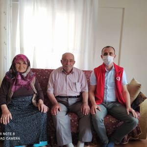 Babalar Gününde Şehitlerimizin Babalarını ve Huzurevi Sakinlerini Ziyaret Ettik. - fotoğraf 6
