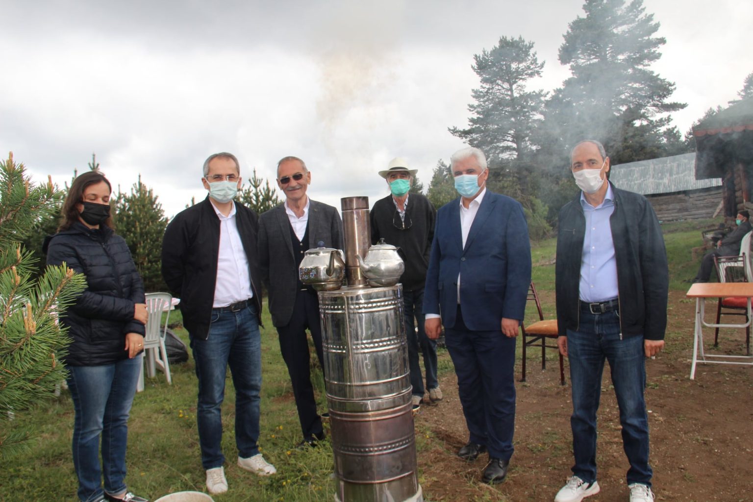 İl Müdürümüz Abdullah SAVAŞ, Tosya Huzurevimizden hizmet alan büyüklerimiz ile piknikte buluştu...