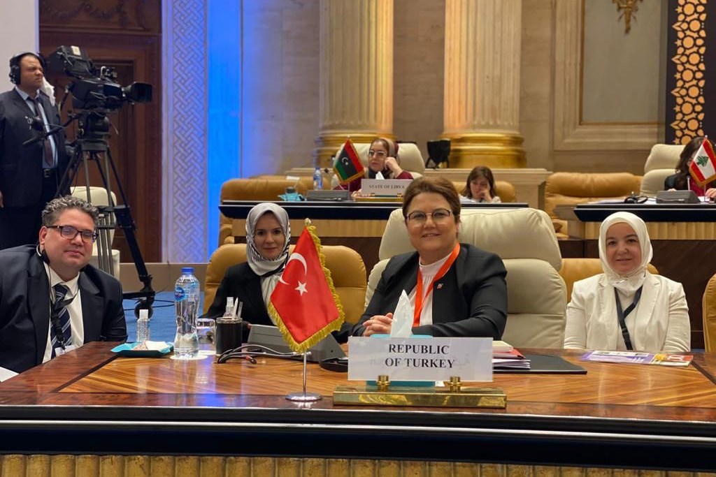 Bakanımız Derya Yanık; “Dünyanın Filistin’deki savaş ve insanlığa karşı işlenen suçlara sessiz kalması kabul edilemez”