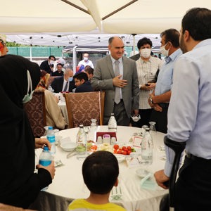 Vali Vahdettin Özkan ve eşi Dr. Ruhan Özkan, Şehit Aileleri ve Gazilerimizle Bir Araya Geldi - fotoğraf 2