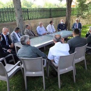 Valimiz Sayın Vahdettin Özkan 15 Temmuz Gazisi İbrahim Özen'i Ziyaret Etti - fotoğraf 1