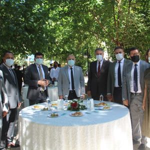 İl Müdürümüz Seyfi Bozçelik Valilik tarafından düzenlenen bayramlaşma programına katıldı. - fotoğraf 1