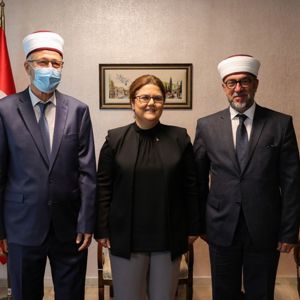 Bakanımız Derya Yanık, Gümülcine’de Dr. Sadık Ahmet’i anma törenine katıldı - fotoğraf 8