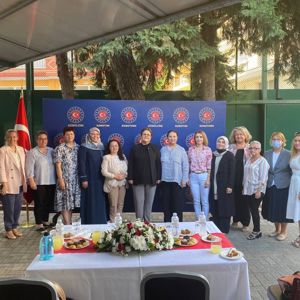 Bakanımız Derya Yanık, Gümülcine’de Dr. Sadık Ahmet’i anma törenine katıldı - fotoğraf 9