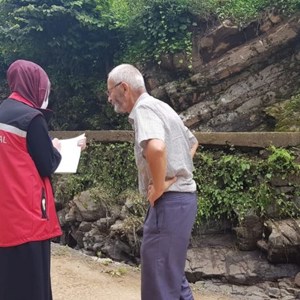 Aile ve Sosyal Hizmetler Bakanımız Derya Yanık: “Rize’de selden etkilenen vatandaşlarımız için 1 milyon lira kaynak aktardık” - fotoğraf 4