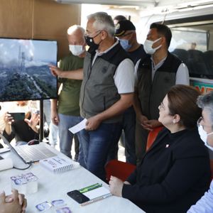 Aile ve Sosyal Hizmetler Bakanımız Derya Yanık, Osmaniye'de orman yangınında zarar gören alanlarda incelemede bulundu - fotoğraf 5