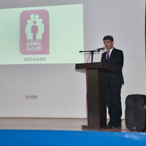 Sayin Valimiz Huseyin Oner ve saygideger esi Zehra Mine Oner Hanimefendinin katilimiyla “Gonul Elcileri Projesi” toplantisi duzenlendi - fotoğraf 4