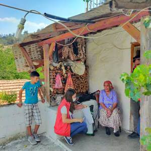Psikososyal Destek Ekiplerimiz Karacasu ve Çine’de çıkan yangınlardan etkilenen vatandaşlarımıza destek olmak için sahada yer aldı - fotoğraf 1