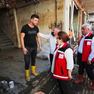 Bakanımız Yanık: “Bugün aktardığımız 10 milyon lira ile birlikte Kastamonu'ya toplamda 25 milyon liralık nakit desteği sağladık” - fotoğraf 2
