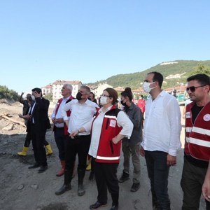 Bakanımız Yanık: “Bugün aktardığımız 10 milyon lira ile birlikte Kastamonu'ya toplamda 25 milyon liralık nakit desteği sağladık” - fotoğraf 4