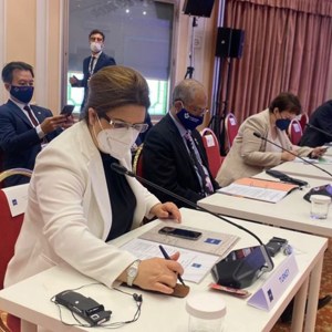 Bakanımız Derya Yanık; “Diyarbakır Anneleri uluslararası toplumdan hak ettikleri desteği görmüyor” - fotoğraf 2