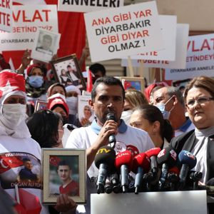 Bakanımız Derya Yanık, Diyarbakır Annelerini Ziyaret Etti - fotoğraf 5