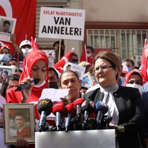 Bakanımız Derya Yanık, Diyarbakır Annelerini Ziyaret Etti - fotoğraf 7
