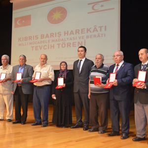 Kıbrıs Barış Harekâtı Milli Mücadele Madalyası ve Beratı Tevcih Töreni Düzenlendi - fotoğraf 17