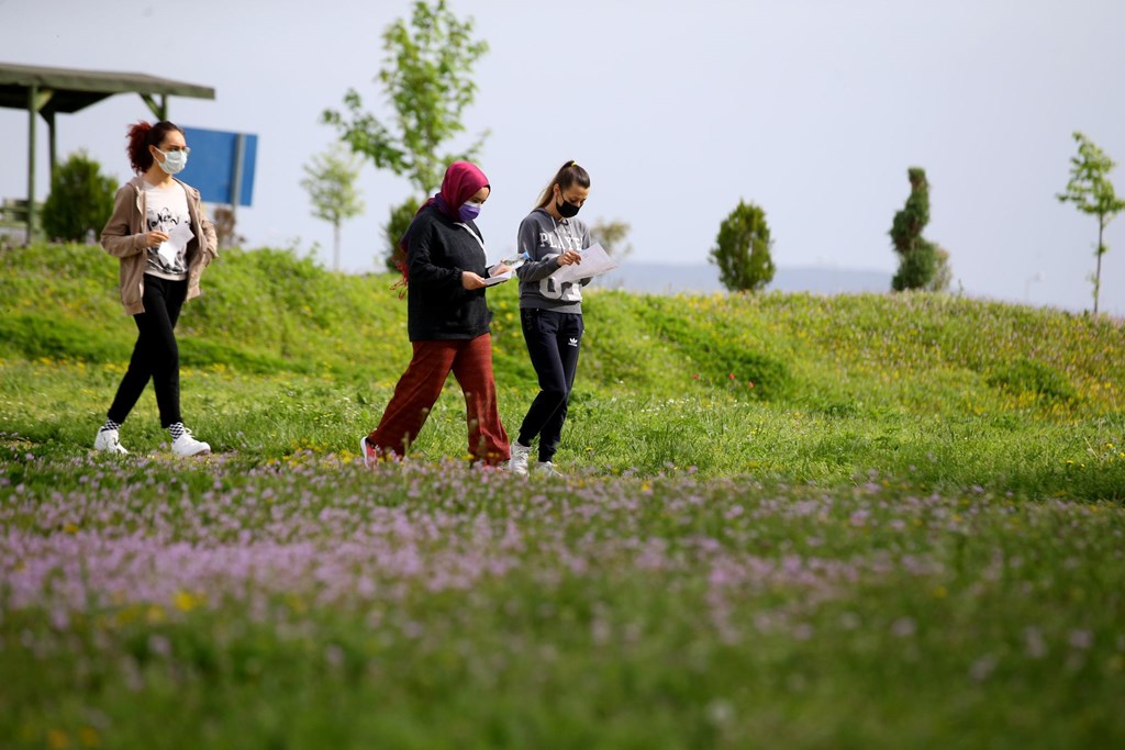 Bakanlığımızın Kuruluşlarında Yetişen Gençlerin Üniversite Başarısı