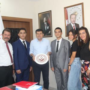 GENÇLERİMİZ GURURUMUZ, UMUDUMUZ VE GELECEĞİMİZ - fotoğraf 1