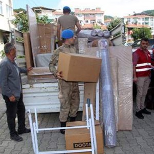Selzedeler Yeni Eşyalarına Kavuşuyor - fotoğraf 3