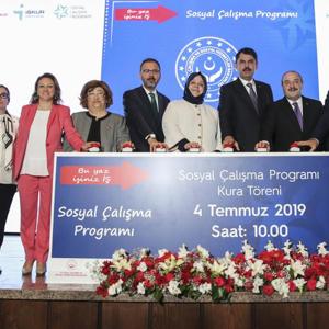 Bakan Selçuk: “20 Bin Gencimizi Sosyal Çalışma Programı’na Yerleştirdik” - fotoğraf 1