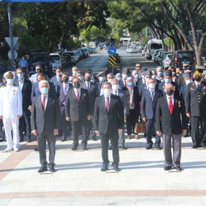 GAZİLİK VATAN, MİLLET,BAYRAK SEVGİSİNİN SEMBOLÜDÜR - fotoğraf 1