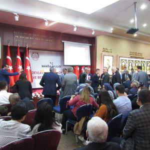 Şehit Yakınları ve Gazilere Devlet Övünç Madalyası ve Beratları Takdim Edildi - fotoğraf 1