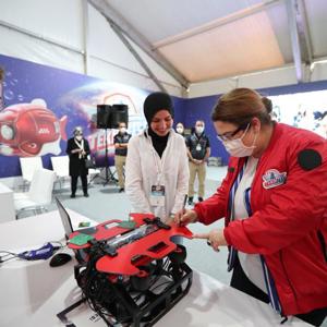 Bakanımız Derya Yanık TEKNOFEST'i Ziyaret Etti - fotoğraf 7