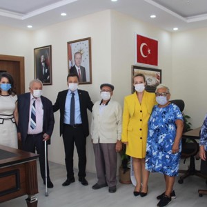  Huzurevi Müdürümüz Bahar Ünlü ve Huzurevi Sakinlerimizden İl Müdürümüz Osman Toprakçı’ya Ziyaret - fotoğraf 2