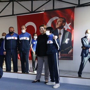 Bakanımız Derya Yanık, Dünya Yaşlılar Günü’nde Huzurevi Sakinleriyle Bir Araya Geldi - fotoğraf 7