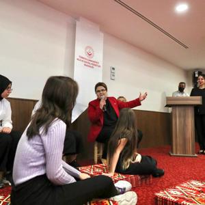 Bakanımız Derya Yanık, 11 Ekim Dünya Kız Çocukları Günü’nde Kuruluşlarımızda Kalan Kız Çocuklarıyla Bir Araya Geldi - fotoğraf 1