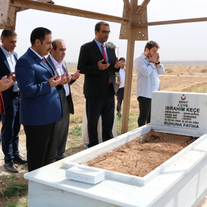 Şehidimizin Kabrini Ziyaret Ettik  - fotoğraf 6