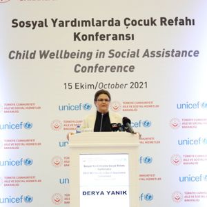 Bakanımız Derya Yanık: “Sosyal yardım başvuruları, bugün itibarıyla e-Devlet'ten yapılabilecek” - fotoğraf 1
