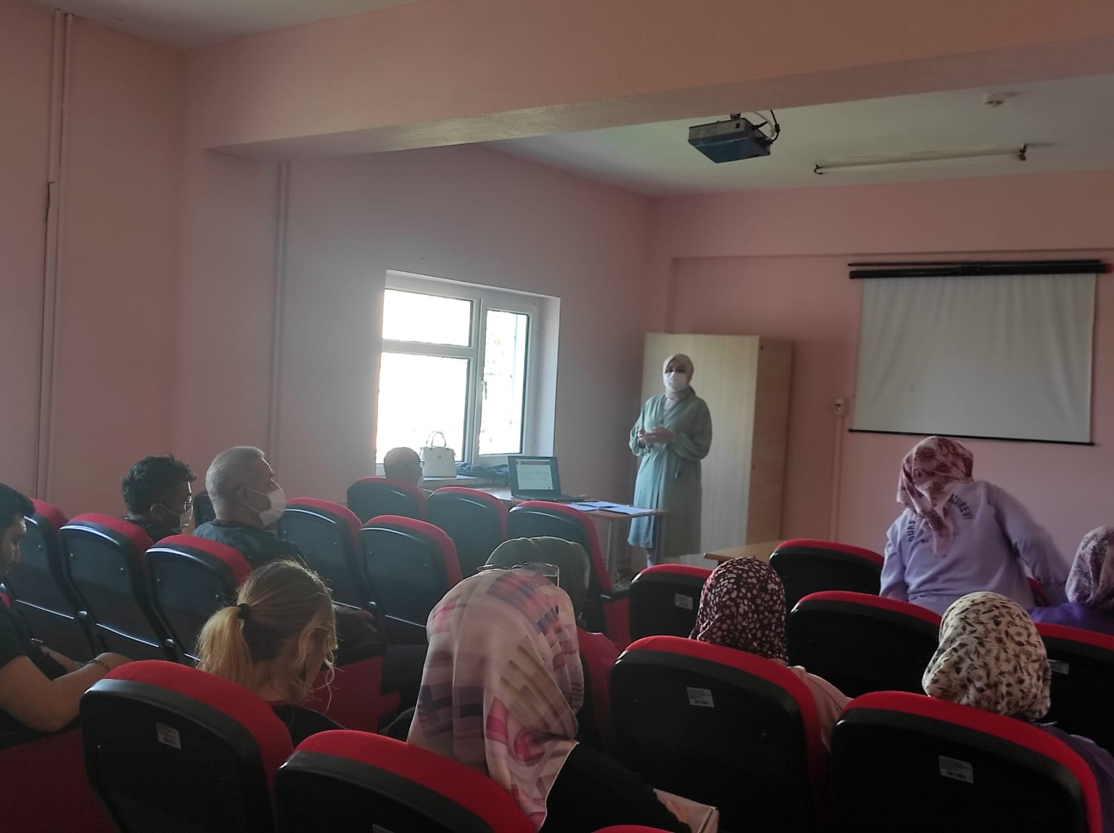 Kuruluşlarımızda Kadına Yönelik Şiddetle Mücadeleye İlişkin Bilinçlendirme ve Farkındalık Eğitimi Yapıldı