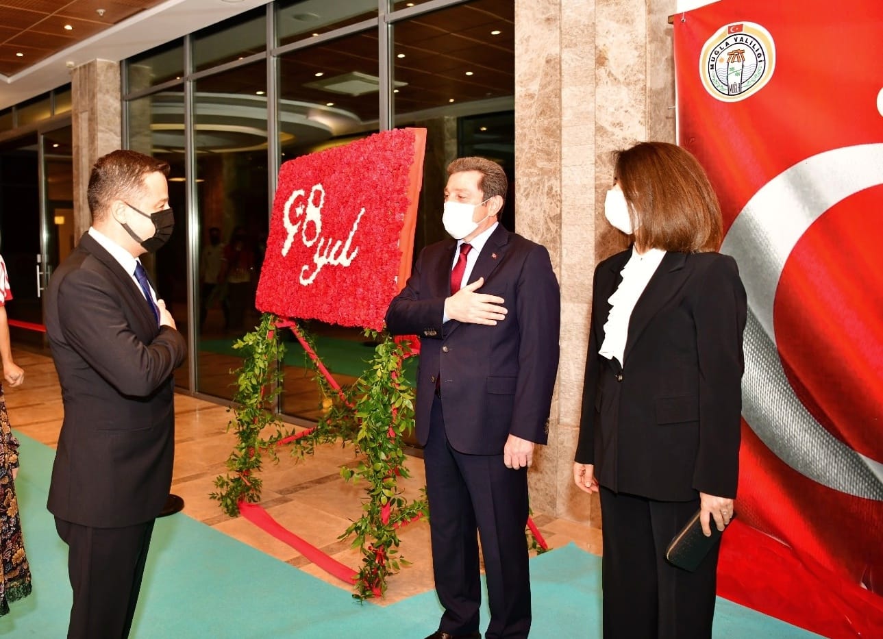 Türkiye Cumhuriyeti'nin kuruluşunun 98. Yılı İlimizde Çeşitli Törenlerle Coşkuyla Kutlandı.