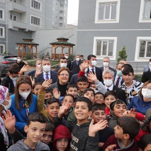 Bakanımız Derya Yanık, Gaziantep’te Yetim Konutları'nın Kura Törenine Katıldı - fotoğraf 8