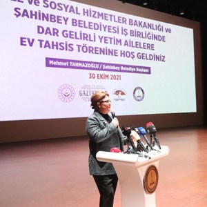 Bakanımız Derya Yanık, Gaziantep’te Yetim Konutları'nın Kura Törenine Katıldı - fotoğraf 1