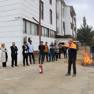 Bakım Personelimize Afet Eğitimi  - fotoğraf 2