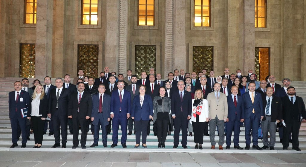 Bakanımız Derya Yanık TBMM Plan ve Bütçe Komisyonunda Bakanlığın 2022 Yılı Bütçesinin Sunumunu Yaptı