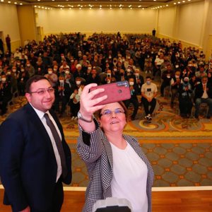 Bakanımız Yanık Şehit Aileleriyle Buluştu - fotoğraf 4