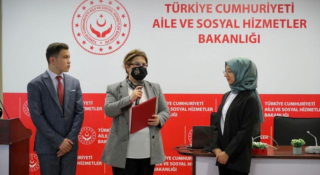 Derya Yanık Attends the Closing Meeting of the “22nd National Children's Forum”
