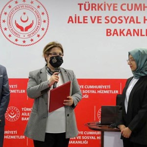 Bakanımız Derya Yanık "22. Ulusal Çocuk Forumu” Kapanış Toplantısına Katıldı - fotoğraf 1