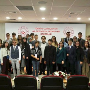 Bakanımız Derya Yanık "22. Ulusal Çocuk Forumu” Kapanış Toplantısına Katıldı - fotoğraf 4