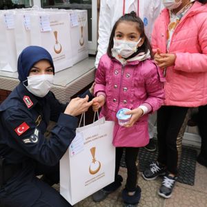 Dünya Çocuk Hakları Gününde Kırklareli Çocuk Hakları İl Komitesindeki Çocuklarımız İl Jandarma Komutanlığı’nın Misafiri Oldular. - fotoğraf 7