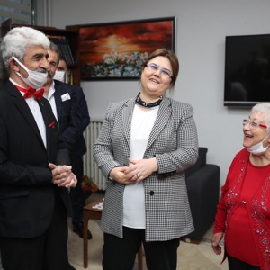 Bakanımız Derya Yanık Karabük'te Ziyaretlerde Bulundu - fotoğraf 10