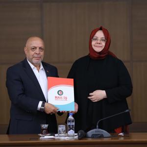 Bakan Selçuk, 2019 Dönemi Kamu Kesimi Toplu İş Sözleşmesi Görüşmeleri Kapsamında Hak-İş Heyetini Kabul Etti - fotoğraf 1
