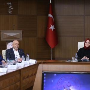 Bakan Selçuk, 2019 Dönemi Kamu Kesimi Toplu İş Sözleşmesi Görüşmeleri Kapsamında Hak-İş Heyetini Kabul Etti - fotoğraf 3
