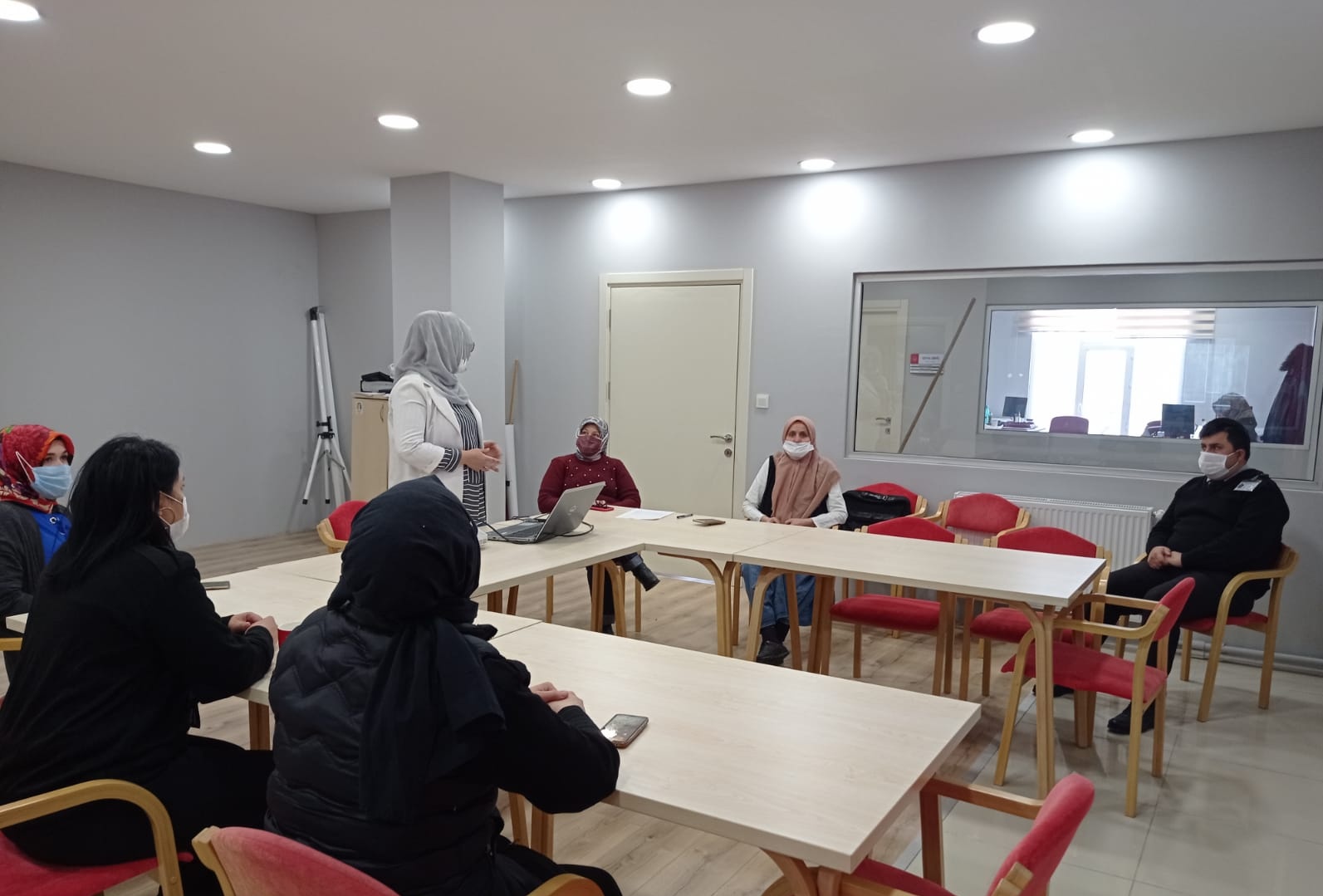 Bakanımız Derya Yanık: “Dün kadına yönelik şiddetle nasıl mücadele ediyorsak bugün de yarın da aynı mücadeleyi devam ettireceğiz”