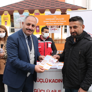 Hakkâri’de Kadına Şiddete “Birlikte Dur Diyelim" standı açıldı - fotoğraf 10