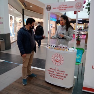 Kadına Yönelik Şiddete Karşı Uluslararası Mücadele Günü Kapsamında Tanıtım ve Bilgilendirme Faaliyetleri Yapıldı - fotoğraf 2