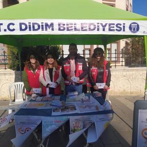 Şiddetsiz bir dünya dileğiyle,  Kadına Yönelik Şiddete Hep Birlikte Dur Diyelim - fotoğraf 3