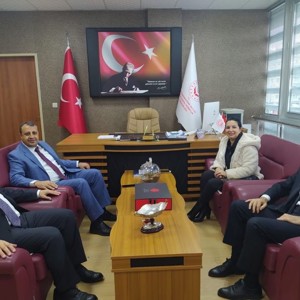 İlimiz PTT Başmüdürü Mehmet Örsdemir, KOSGEB İl Müdürü Ayşe Yeşim Çepni ve Ticaret İl Müdürü Ferhat Sümer, İl Müdürlüğümüze ziyarette bulunmuşlardır. - fotoğraf 1